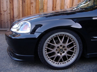 Illustration for article titled A Friday Flashback - Circa 2005 (before these wheels were cool)